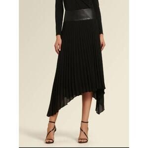 Donna Karan New York Asymmetrical Pleated Skirt In Black Womens Size 6 Formal